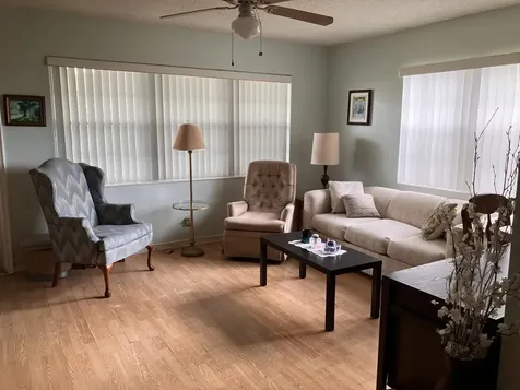 285 Northampton O West Palm Beach FL 33417