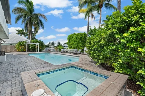 121 Queen Eugenia Court Fort Pierce FL 34949