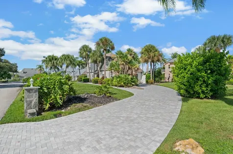 121 Queen Eugenia Court Fort Pierce FL 34949