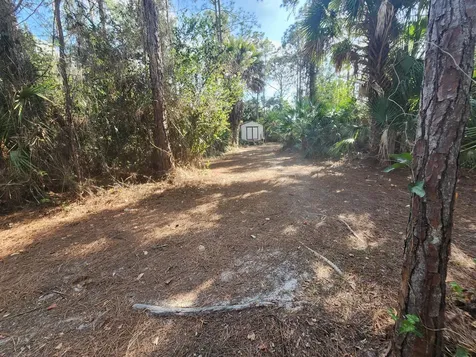 16784 84th Court The Acreage FL 33470