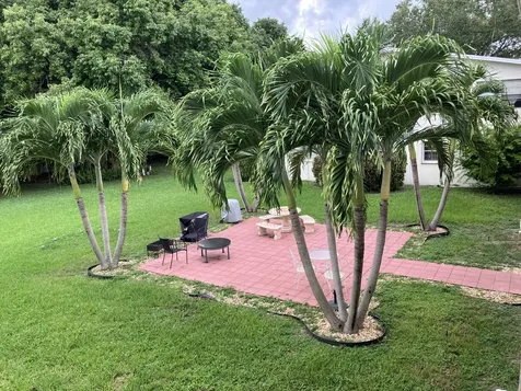 103 Prescott E Deerfield Beach FL 33442