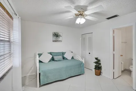 1260 Nw 20th Avenue Delray Beach FL 33445