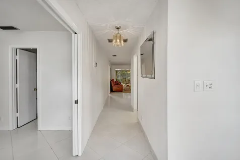 1260 Nw 20th Avenue Delray Beach FL 33445