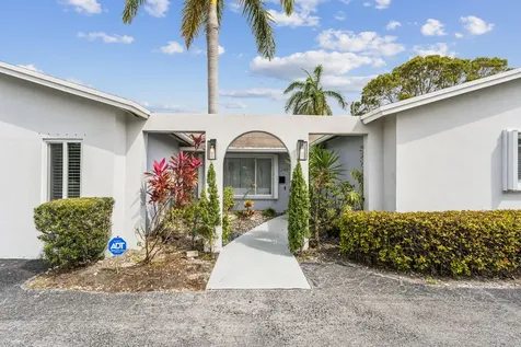 1243 Garfield Street Hollywood FL 33019