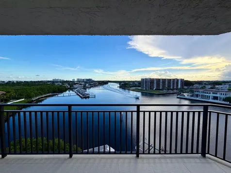 3912 S Ocean Boulevard Highland Beach FL 33487