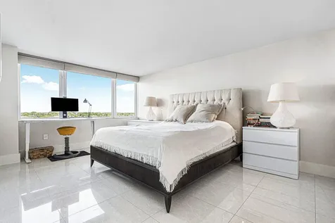 3912 S Ocean Boulevard Highland Beach FL 33487