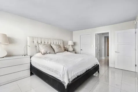 3912 S Ocean Boulevard Highland Beach FL 33487