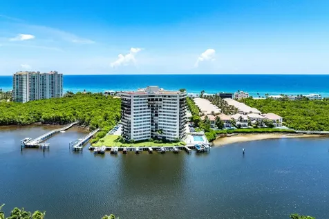 3912 S Ocean Boulevard Highland Beach FL 33487