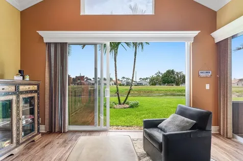 6052 Terra Mere Circle Boynton Beach FL 33437