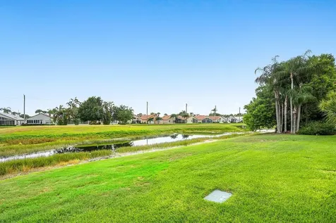 6052 Terra Mere Circle Boynton Beach FL 33437