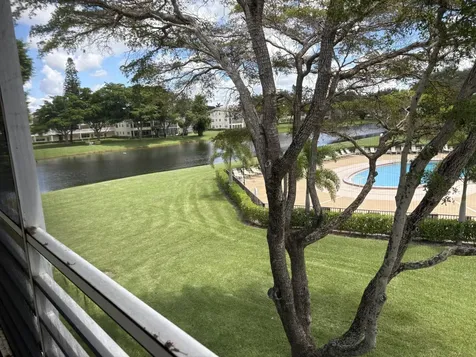 124 Dorset C Boca Raton FL 33434