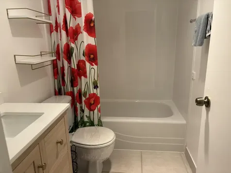 124 Dorset C Boca Raton FL 33434