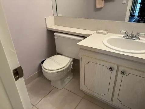 124 Dorset C Boca Raton FL 33434