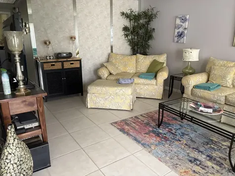 124 Dorset C Boca Raton FL 33434