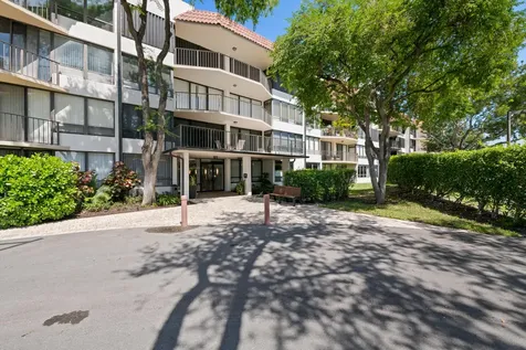 799 Jeffery Street Boca Raton FL 33487