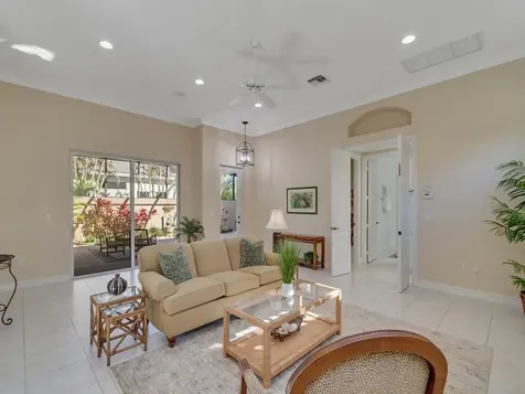 1208 Riverwind Circle Vero Beach FL 32967