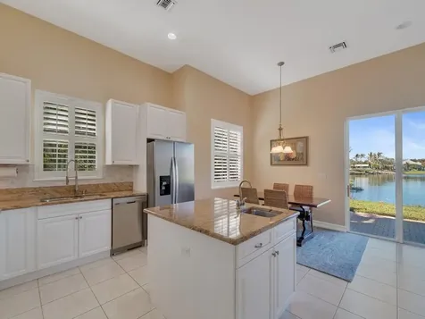 1208 Riverwind Circle Vero Beach FL 32967