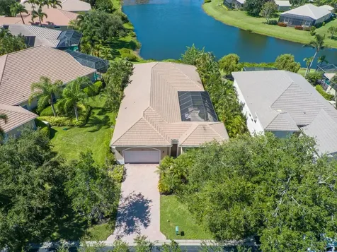 1208 Riverwind Circle Vero Beach FL 32967