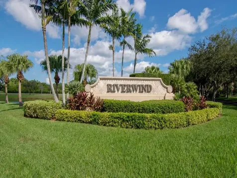 1208 Riverwind Circle Vero Beach FL 32967