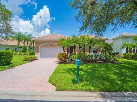 1208 Riverwind Circle Vero Beach FL 32967