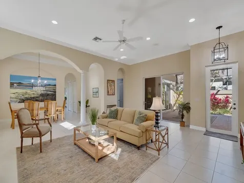 1208 Riverwind Circle Vero Beach FL 32967
