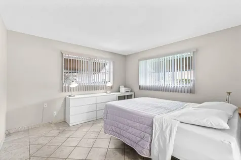 2191 Ne 1st Court Boynton Beach FL 33435