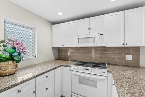 2191 Ne 1st Court Boynton Beach FL 33435