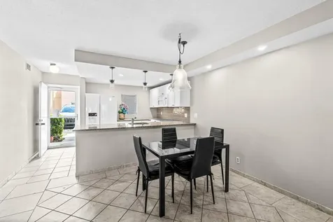2191 Ne 1st Court Boynton Beach FL 33435