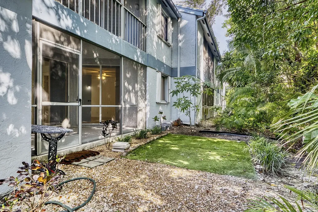 9818 Nickels Boulevard Boynton Beach FL 33436