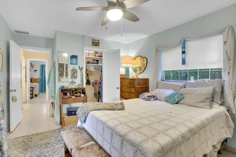 4914 Nw 52 Street Tamarac FL 33319
