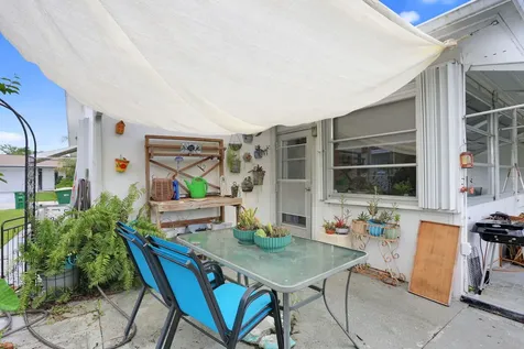 4914 Nw 52 Street Tamarac FL 33319