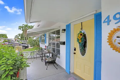 4914 Nw 52 Street Tamarac FL 33319