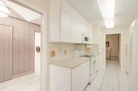 5482 San Marino Way Lake Worth FL 33467