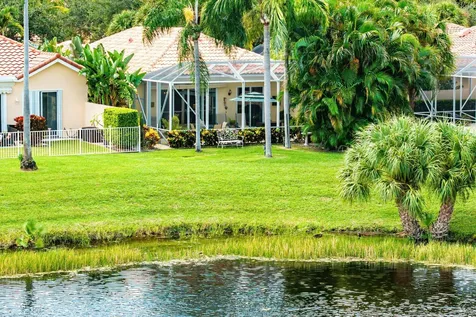 2053 Valencia Drive Delray Beach FL 33445