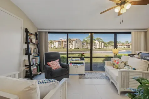 816 Sky Pine Way Greenacres FL 33415