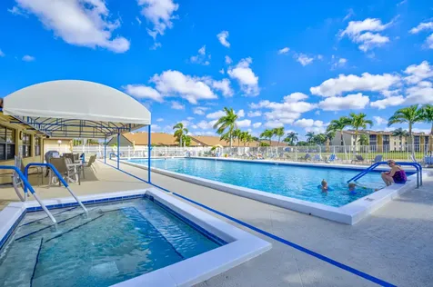 816 Sky Pine Way Greenacres FL 33415
