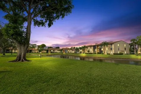 816 Sky Pine Way Greenacres FL 33415
