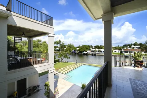 1950 Portage Landing North Palm Beach FL 33408