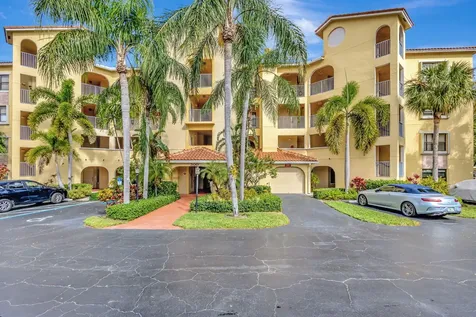 300 Uno Lago Drive Juno Beach FL 33408