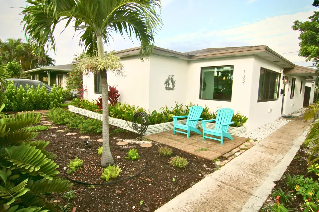 1331 N J Terrace Lake Worth FL 33460