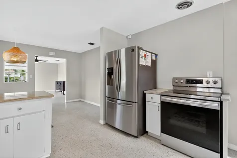 1331 N J Terrace Lake Worth FL 33460