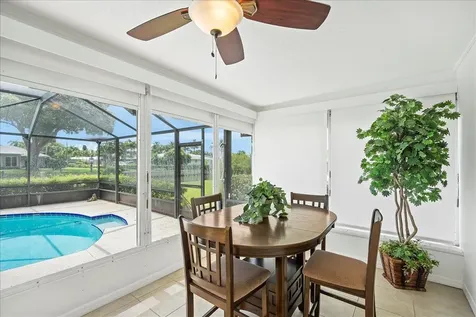 2066 5th Court Vero Beach FL 32962