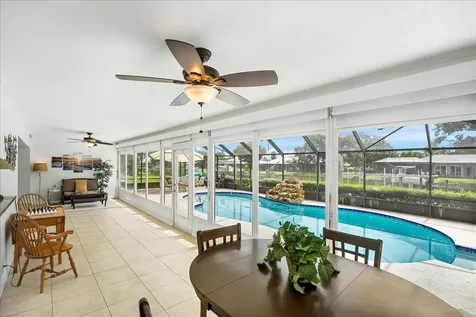 2066 5th Court Vero Beach FL 32962