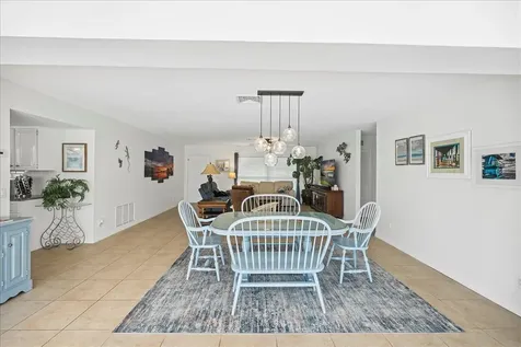 2066 5th Court Vero Beach FL 32962