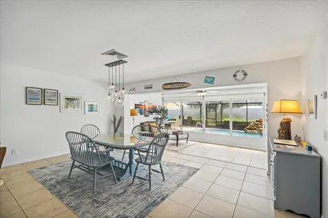 2066 5th Court Vero Beach FL 32962