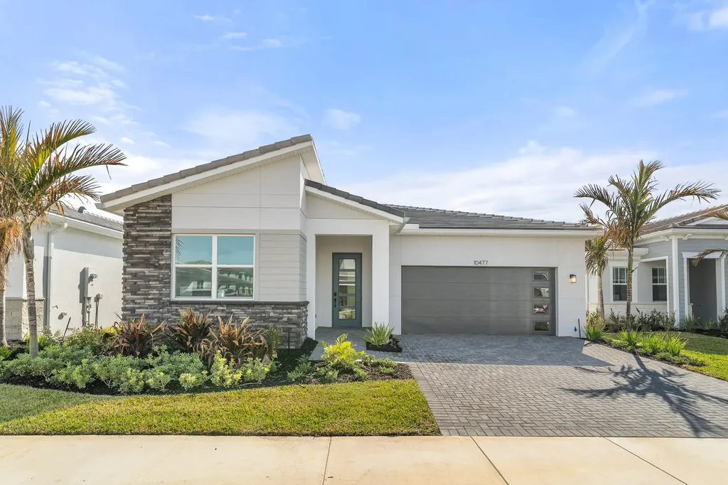 10477 Sw Jadewood Court Port Saint Lucie FL 34987