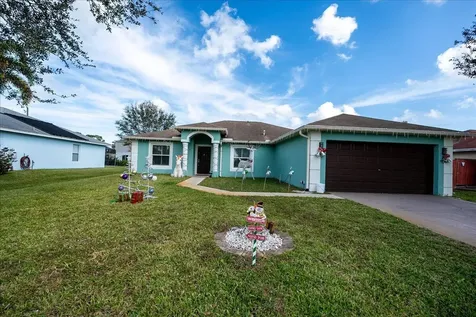 1947 NW Palmetto Terrace Stuart FL 34994