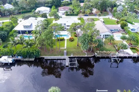 1947 NW Palmetto Terrace Stuart FL 34994