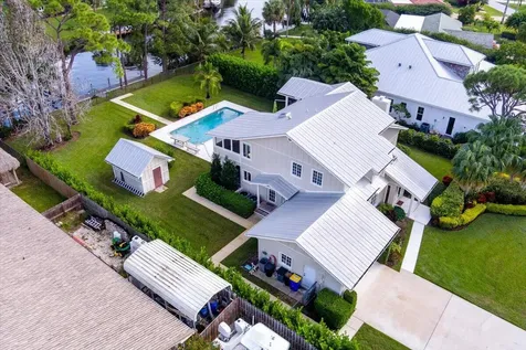 1947 NW Palmetto Terrace Stuart FL 34994