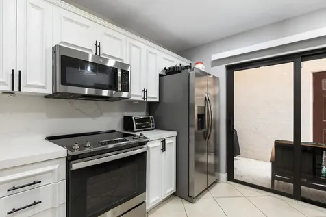 12451 Nw 3rd Street Plantation FL 33325